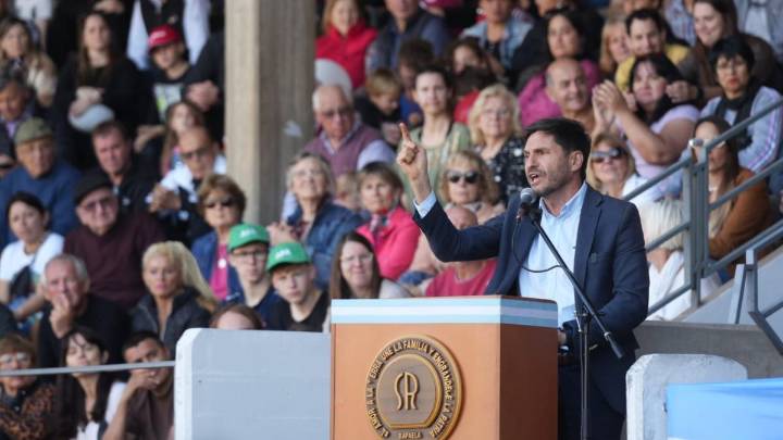 Pullaro dijo que las "retenciones son el peor impuesto de la Argentina" y pidió una reforma tributaria
