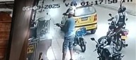 Delincuentes lanzaron panfleto y dispararon contra asadero de pollo en Soledad