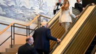 Se detienen escaleras que usó Trump en la ONU; la Casa Blanca pide despidan al responsable