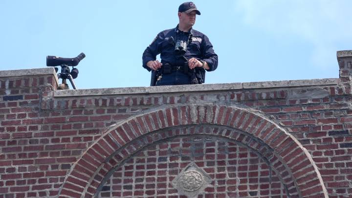 NYPD advierte sobre mayor riesgo de violencia de actor solitario tras la muerte de Charlie Kirk