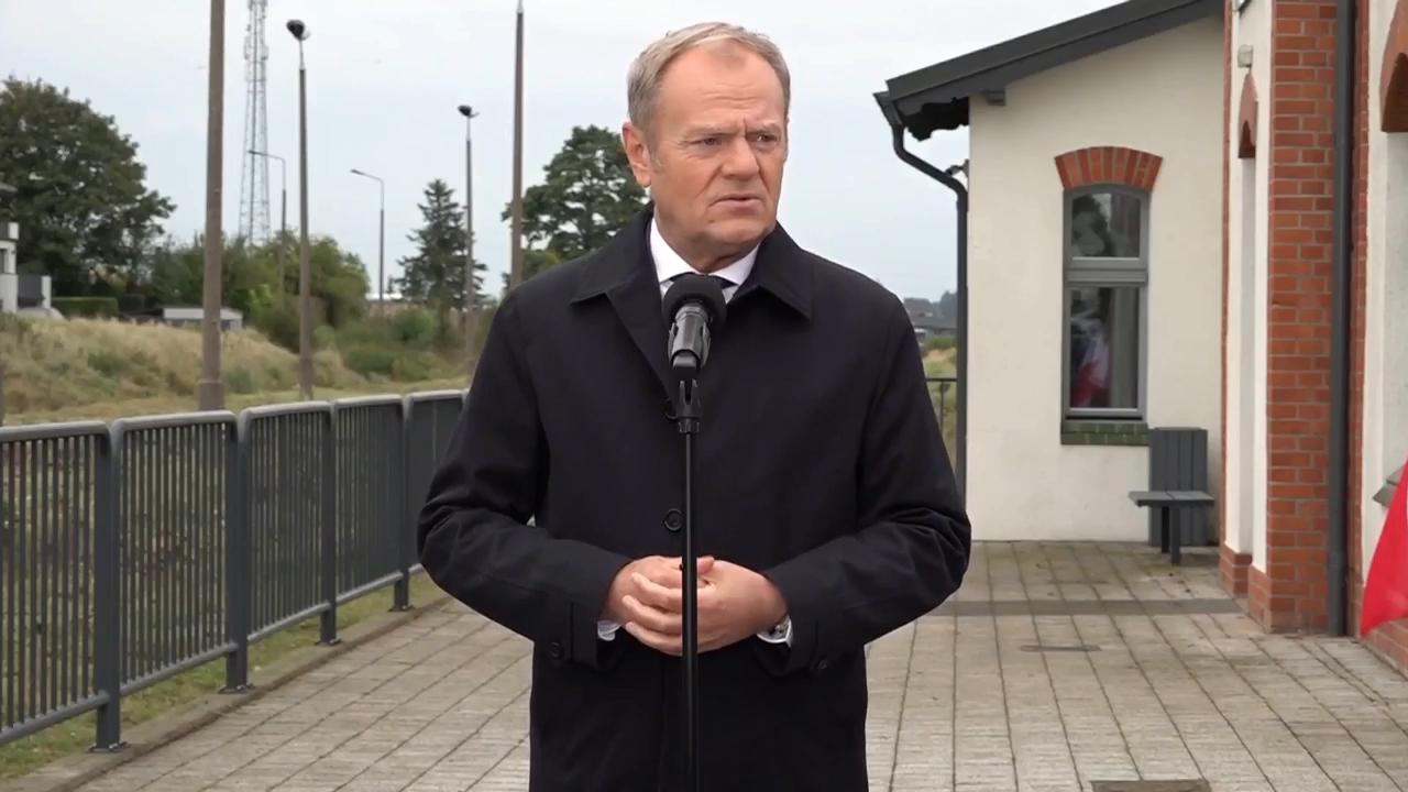 Poland will make decision on whether to shoot down airspace violators, PM Tusk says