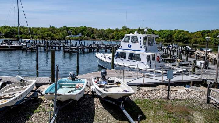 Southold can continue using Fishers Island barracks, for now