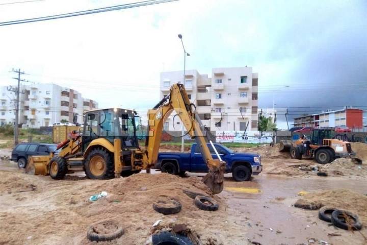 Deja daños 'Lorena' en BCS y  sienten efectos en Sonora