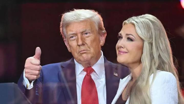"Charlie Kirk es ahora un mártir de la libertad": Trump encabeza un homenaje masivo al activista conservador asesinado en EE.UU.