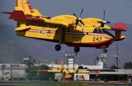 Super Scoopers return to Los Angeles to support aerial firefighting
