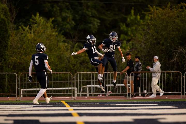 Vote: Who should be the football player of the week for the week of Sept. 8?