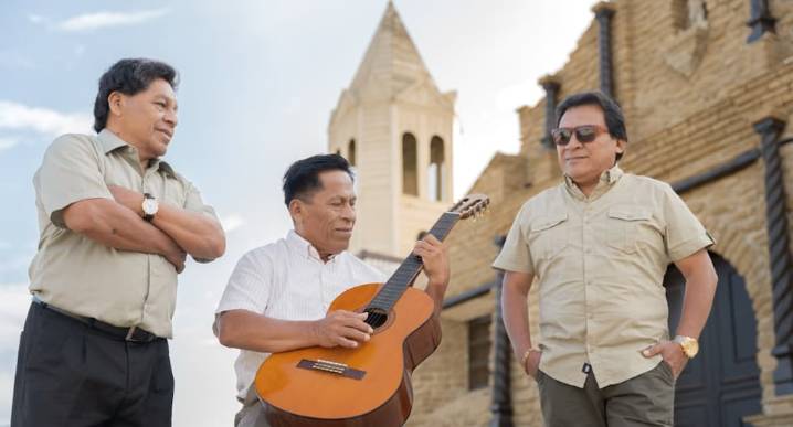 El Drama de los ‘Cantaritos de oro’ Emblemática agrupación norteña vive una disputa interna por derechos y autoría. El hermano Fidel es la ‘manzana de la discordia’. Todo se resolve...