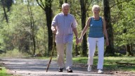 Caminar más rápido después de los 60 puede mejorar tu salud