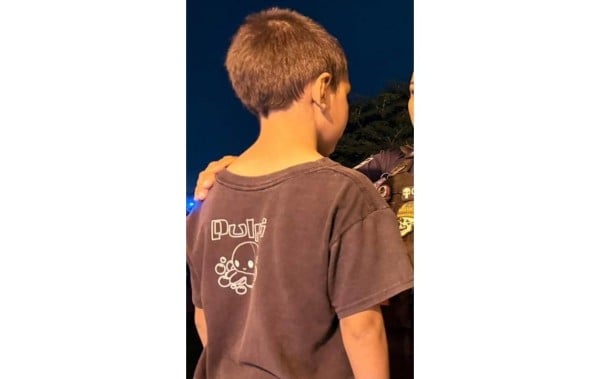 Resguardan a niño de 10 años que deambulaba solo en Villas Residencial