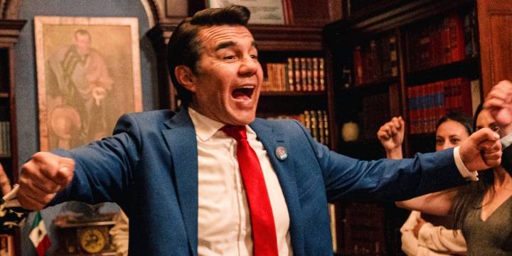 Adrián Uribe entra a ‘La Casa de los Famosos México’ y casi hace llorar a Mar Contreras