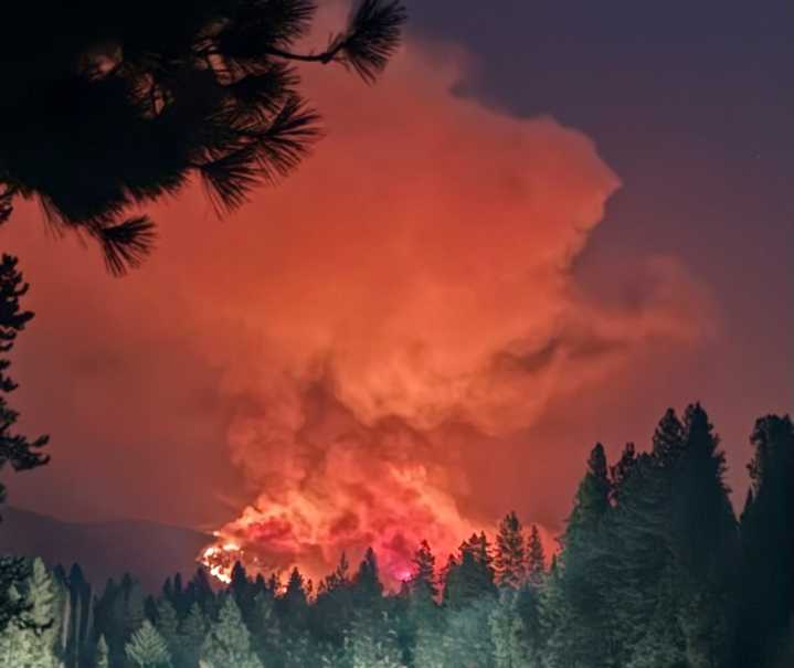 Lower Sugarloaf Fire grows to 7,147 acres, evacuation orders in place