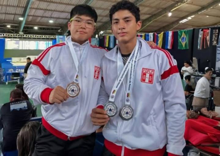 Selección peruana de pesas suma cuatro medallas en el Sudamericano de Ecuador