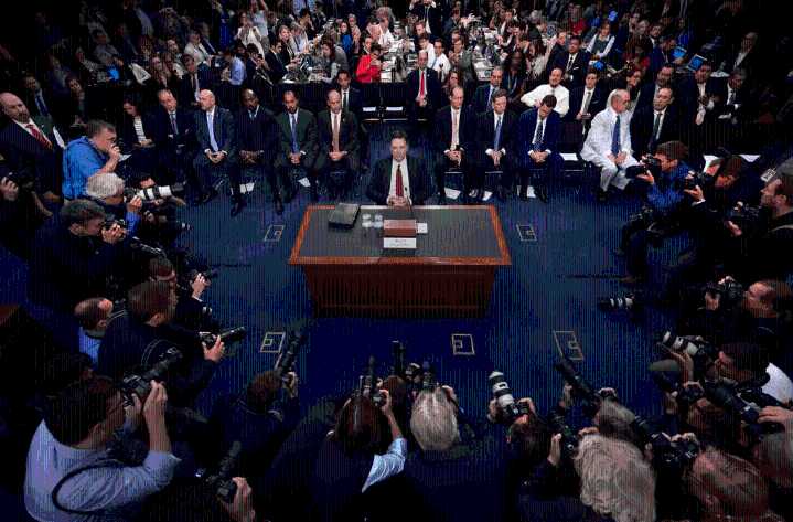 Cuatro claves de la acusación de Donald Trump contra James Comey, exdirector del FBI