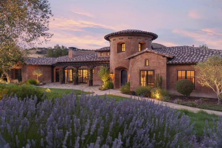 Photos: Former Gilroy home of 49er selling for $3.9 million