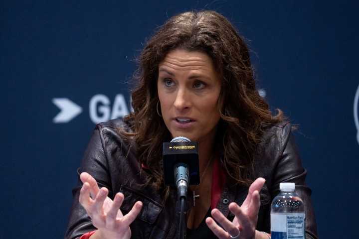 Stephanie White Demands More from Fever After Win vs Lynx as Playoffs Drive Intensifies