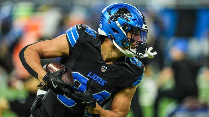 Detroit Lions place Shane Zylstra on IR, add OL help to 53