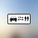 Si incumples la nueva señal de la DGT sobre ciclistas puede costarte 200 euros y 4 puntos en el carnet