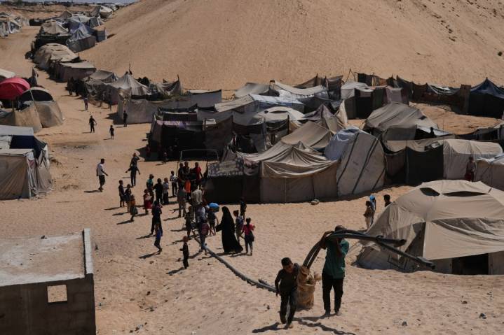 Israeli strikes kill more than 40 people in Gaza, say health officials, ahead of UN meeting