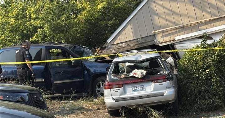 Driver crashes SUV into Spokane garage, flees on skateboard