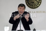 Asigna FGR escoltas a Noroña