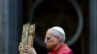 El papa León XIV descartó reformas sobre diaconisas y fieles LGBTQ+ y reafirmó la defensa de la familia tradicional