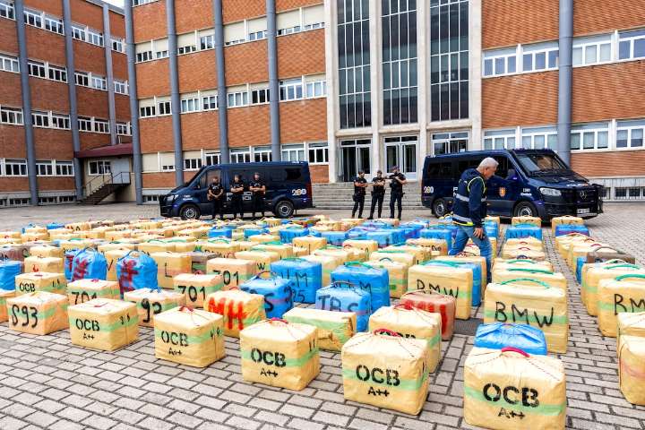Las rutas terrestres de hachís se reactivan: 31 toneladas incautadas en dos meses