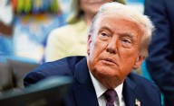 Trump destaca que EU está "haciendo volar por el aire a los narcoterroristas venezolanos"