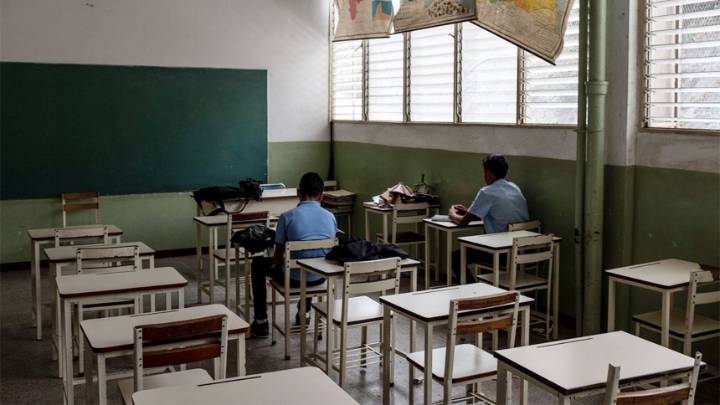 Diferencial cambiario afecta a la matrícula escolar, representantes esperan un ajuste