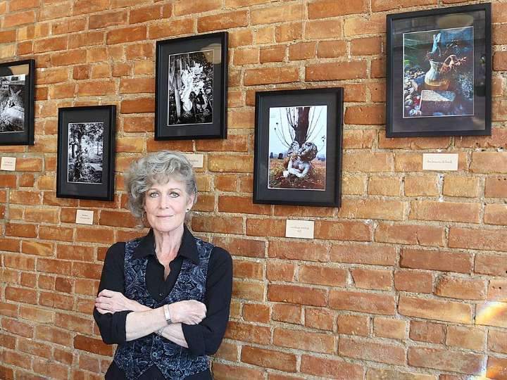 Photographer sees ‘true love’ in memorials; first exhibit in years  