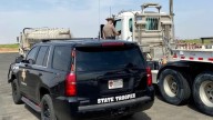 Texas Prohíbe Licencias de Conducir Comerciales a Refugiados y Solicitantes de Asilo