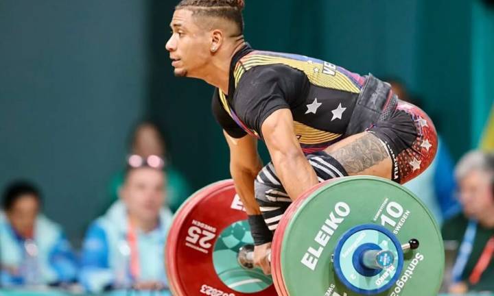 Más oro en levantamiento de pesas para Venezuela en Campeonato Sudamericano