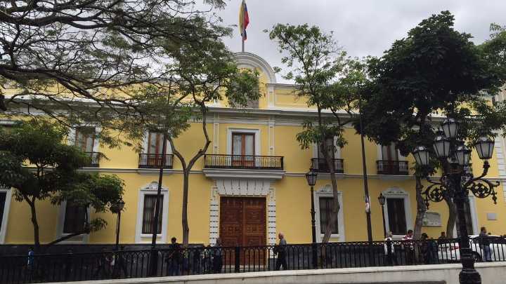 Venezuela proyecta mayor cooperación con Kuwait cuando celebran 60 años de relaciones diplomáticas