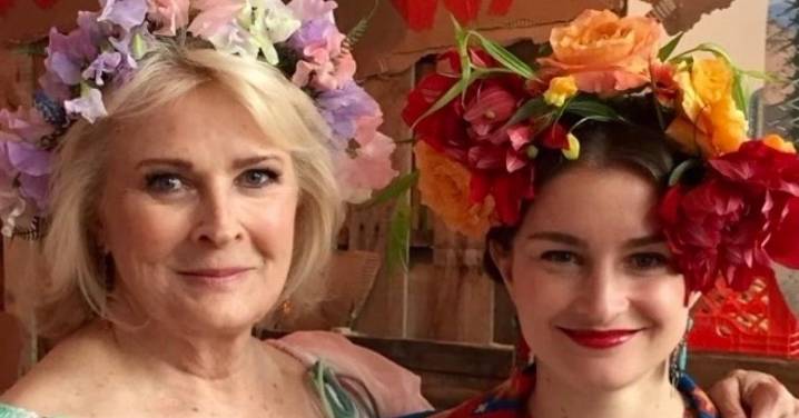Actor Candice Bergen's Daughter Chloe Malle Was Promoted by Anna Wintour at 'Vogue'