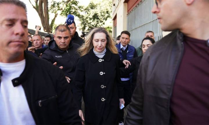 Karina Milei votó rodeada de militantes y con un fuerte operativo de seguridad