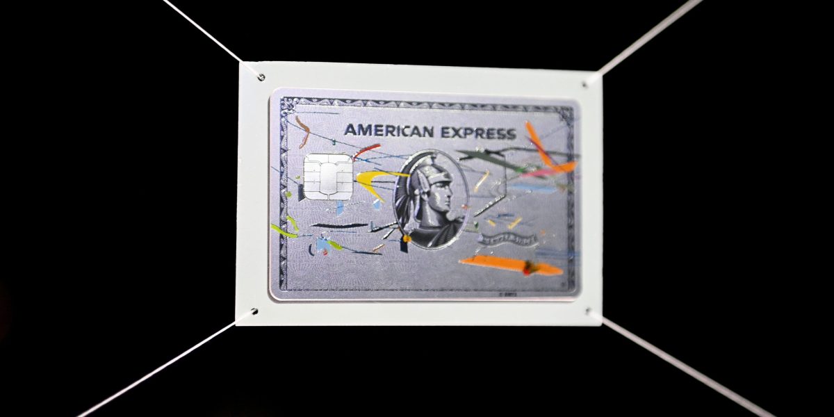American Express gives Platinum cards a facelift