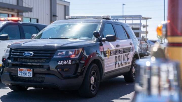 Stabbing victim hospitalized, Salt Lake City Police search for suspect