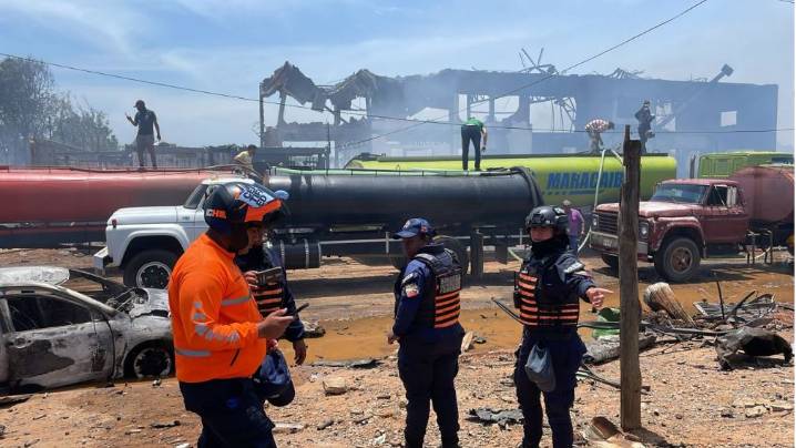 Apagan fuego en una planta de pirotecnia en el Zulia