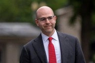 Senate confirms Trump Fed pick Stephen Miran as appeals court blocks effort to oust embattled banker Lisa Cook