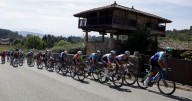 Figura del ciclismo colombiano abandona la Vuelta a España en la etapa 14