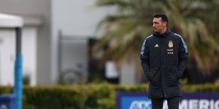 Cuatro cambios y nuevo capitán: la formación que probó Scaloni para la visita de la selección argentina a Ecuador