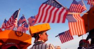 Bethpage's notorious crowd is sticking by the struggling Americans at the Ryder Cup
