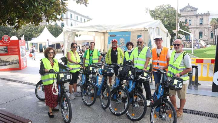 Pedaleando en A Coruña por la educación vial