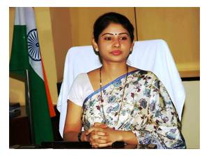 IAS officer gets temporary relief from HC in Kaleshwaram case