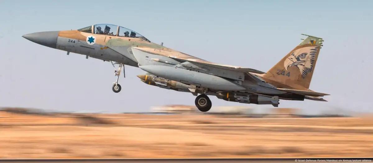 Posiciones de Hezbolá en Líbano bombardeadas por Israel