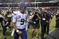 Born in the 4th: McCarthy leads Vikings to comeback win over Bears