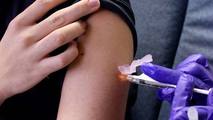 RI Dept of Health recommends COVID vaccine for most people over six months old