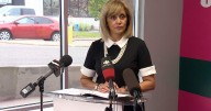 Calgary mayoral hopefuls pitch promises as campaign heats up