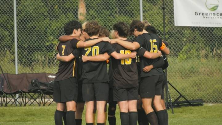 Duluth Marshall Boys Soccer Extends Win Streak to Four, Defeating Mesabi East Area
