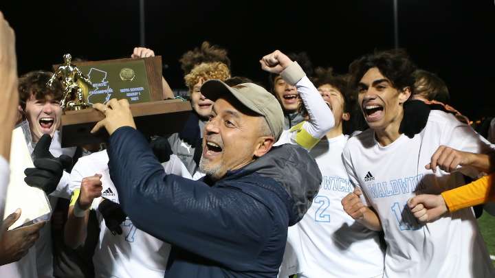Noschese wins 400th game as Waldwick tops Saddle Brook