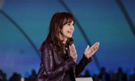 Cristina a Milei: "¡La vas a chocar mal! Quemaste los libritos de la escuela austríaca"